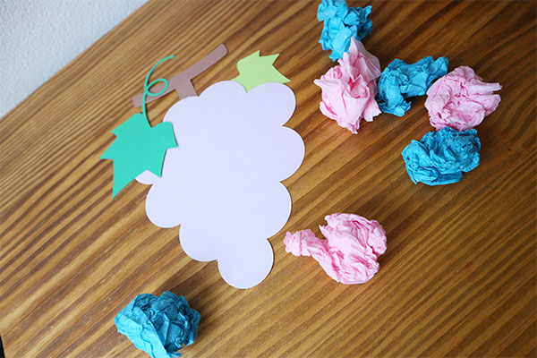型紙付き 秋におすすめ 壁面飾りにも使える簡単ぶどう製作 ブログ Hoket